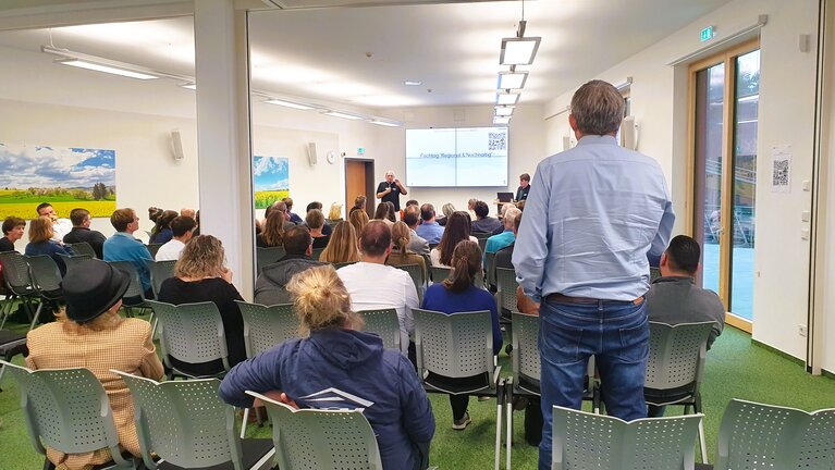 enviMV members' dialogue at Leea & “Regional & Sustainable” symposium